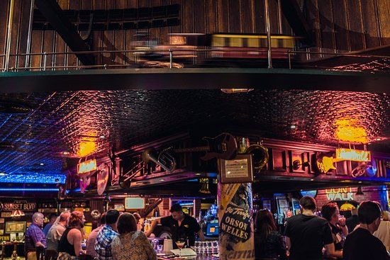 Harley's American Restaurant & Bar